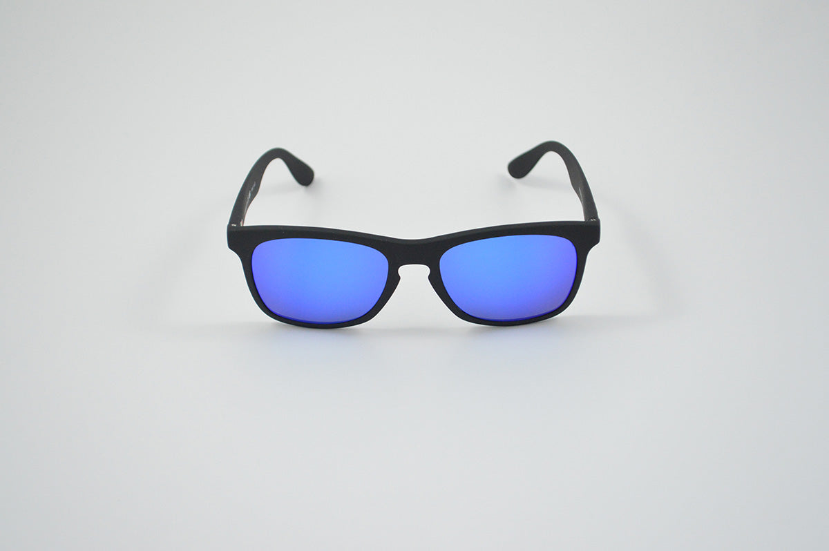 DL15 - TOTAL BLACK